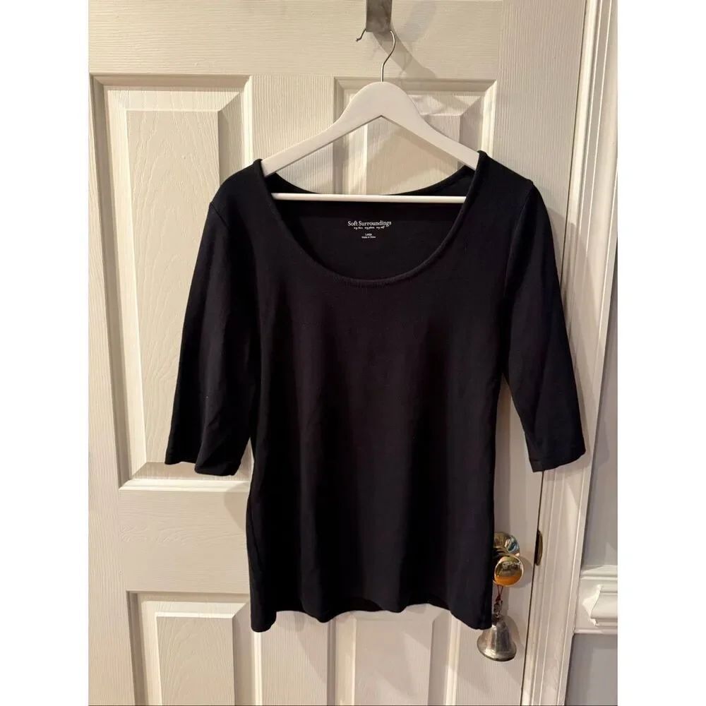 Soft Surroundings Black Scoop Neck Knit Top sz L EUC
